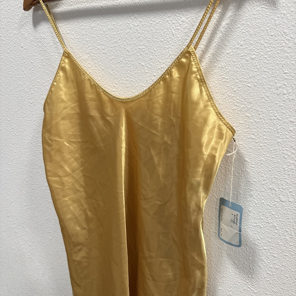 Vintage Undercover Wear Yellow Gold Nylon Nightgown Lingerie Nightie M NWT USA‎
